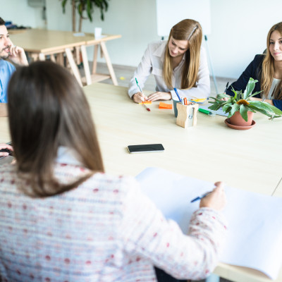 Familie bespreekt bedrijfsoverdracht