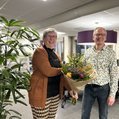 Suze den Hartog 45 jaar in dienst